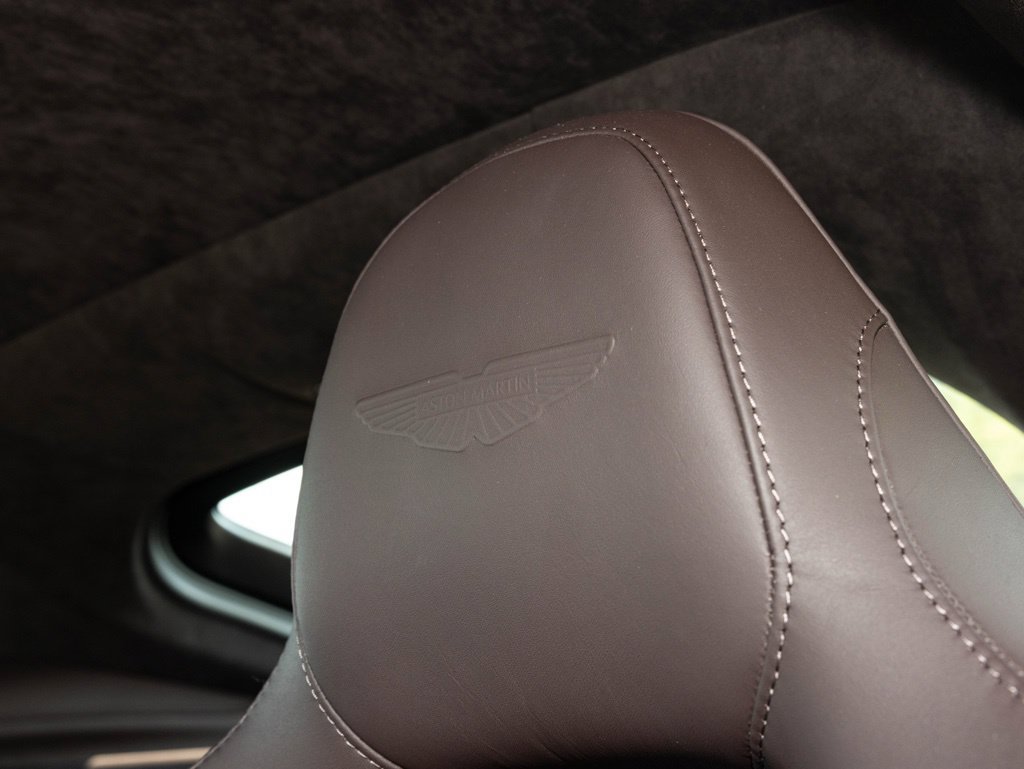 Used 2025 Aston Martin V8 Vantage Coupe RWD image 27