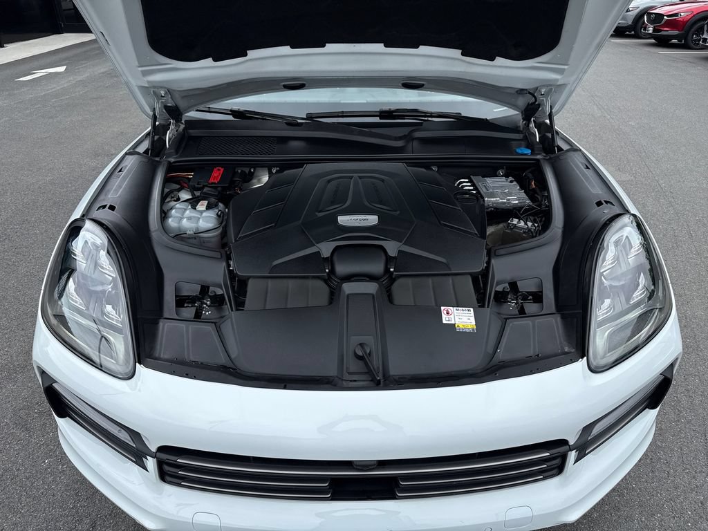 Used 2023 Porsche Cayenne S AWD/4WD image 13