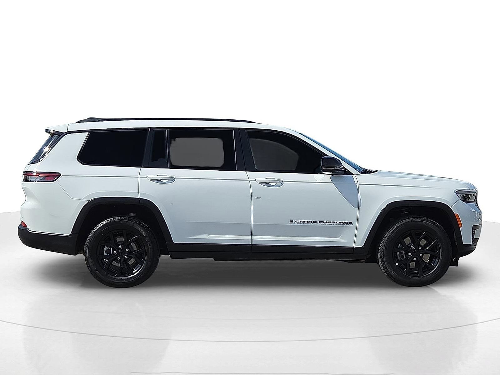 Used 2025 Jeep Grand Cherokee L Altitude image 6