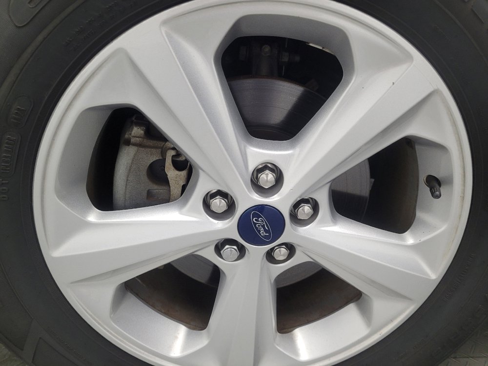 Used 2019 Ford Edge SE image 31