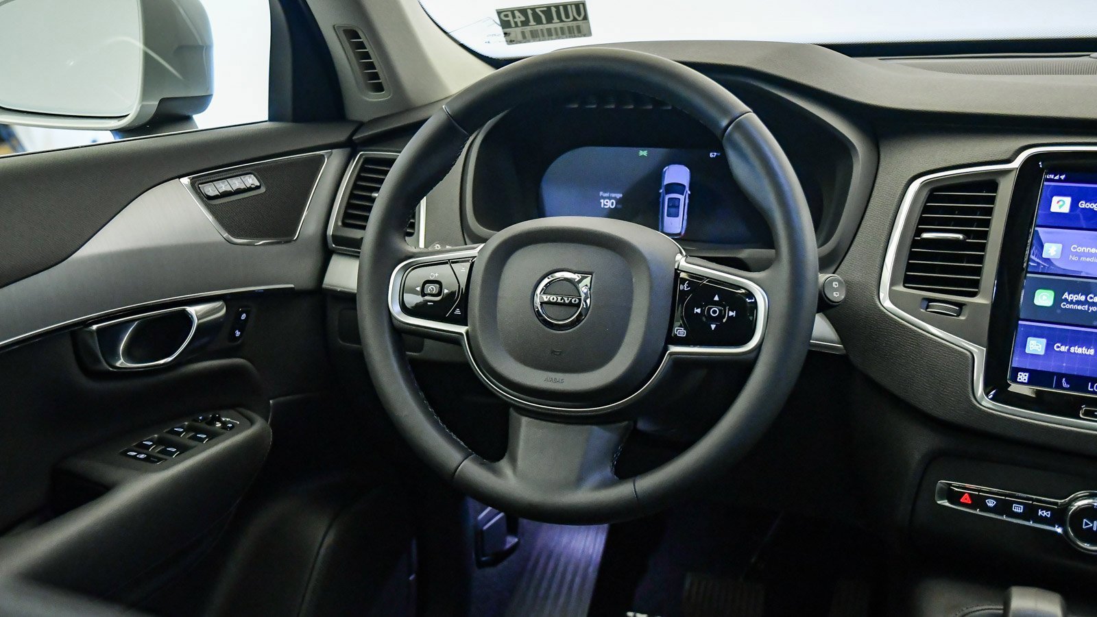 Certified 2025 Volvo XC90 B5 Core image 13