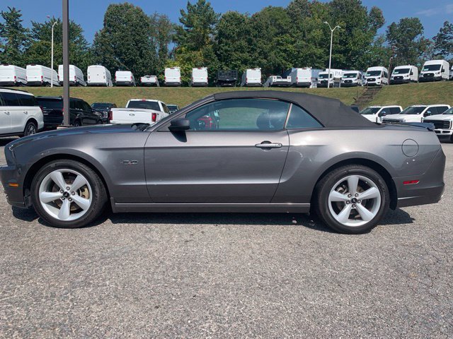 Used 2013 Ford Mustang GT RWD image 5