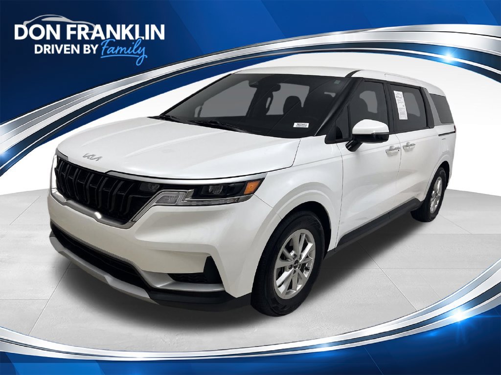 Used 2023 Kia Carnival LX FWD image 1