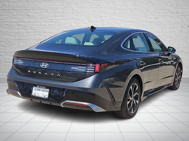 Used 2025 Hyundai Sonata SEL FWD image 4