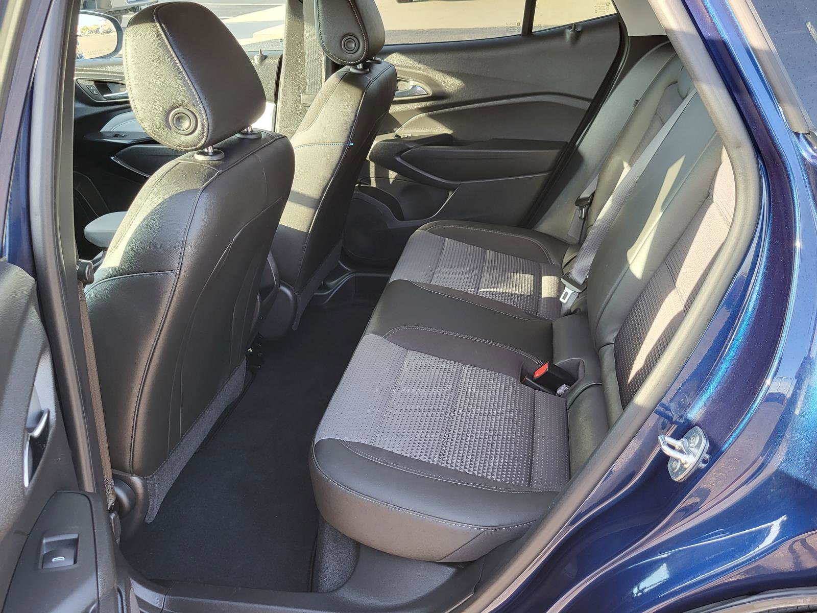 Used 2024 Chevrolet Trax LT w/ Driver Confidence Package image 13