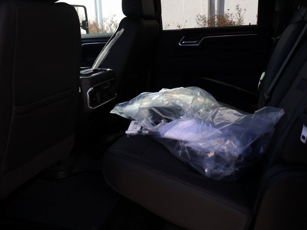 New 2026 GMC Sierra 2500 Denali w/ Denali Reserve Package image 21