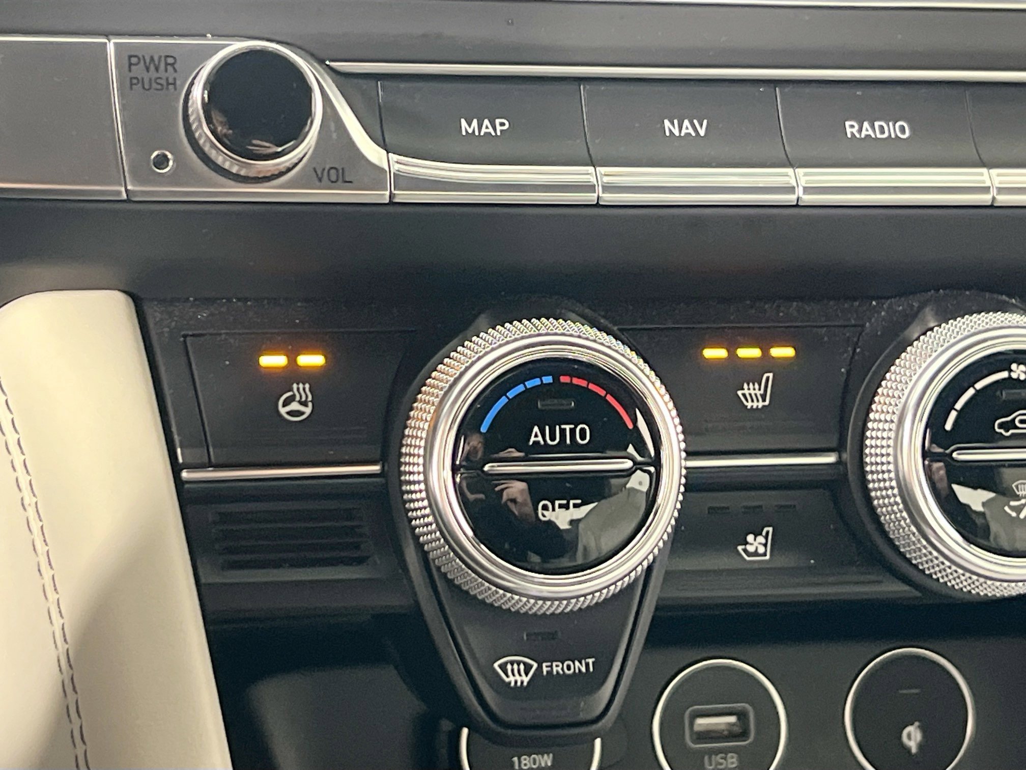 Used 2023 Genesis G70 3.3T w/ Sport Prestige Package image 21