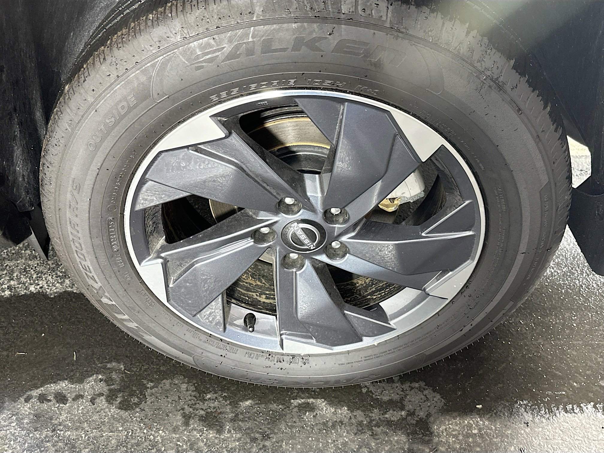 Used 2026 Nissan Rogue SV image 11