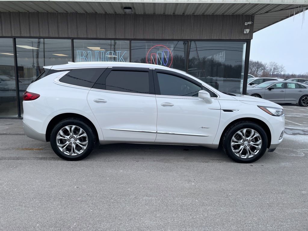Used 2018 Buick Enclave Avenir w/ Avenir Technology Package image 6