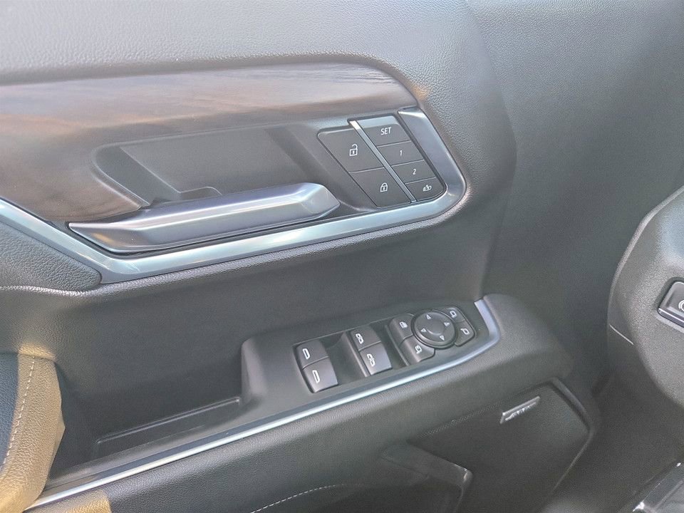 New 2026 GMC Sierra 1500 SLT w/ SLT Convenience Package image 21