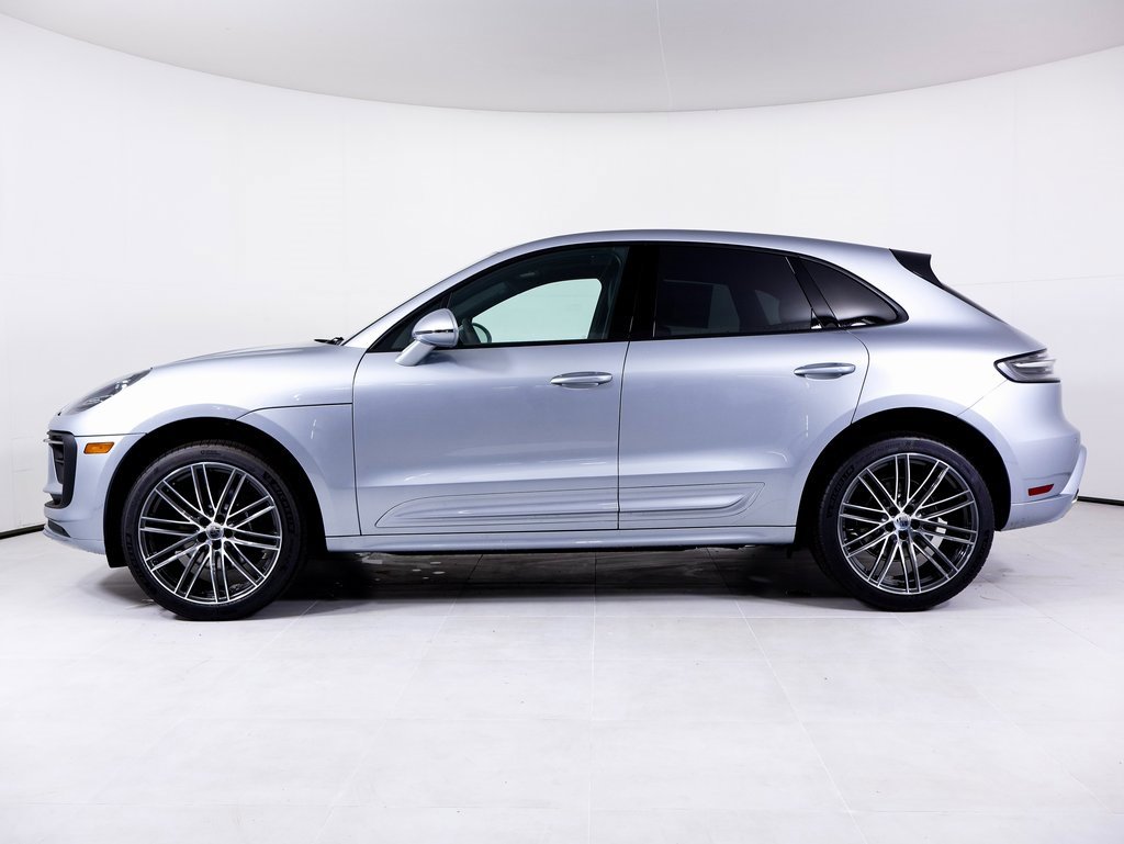 New 2026 Porsche Macan image 2