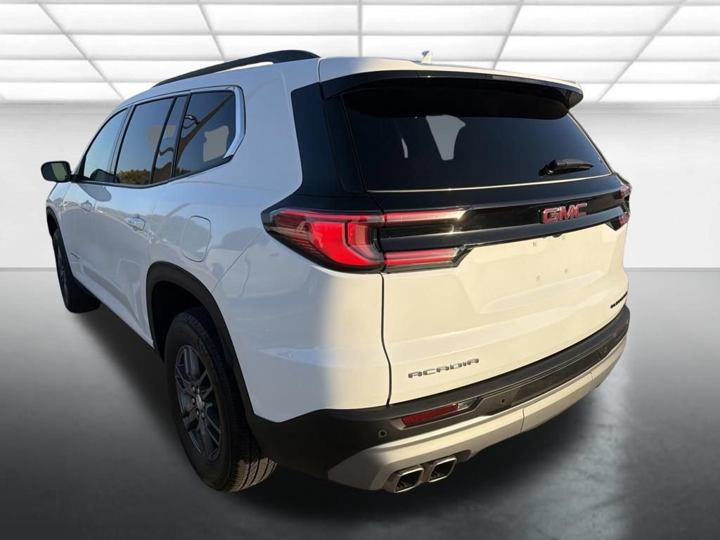 Used 2025 GMC Acadia Elevation