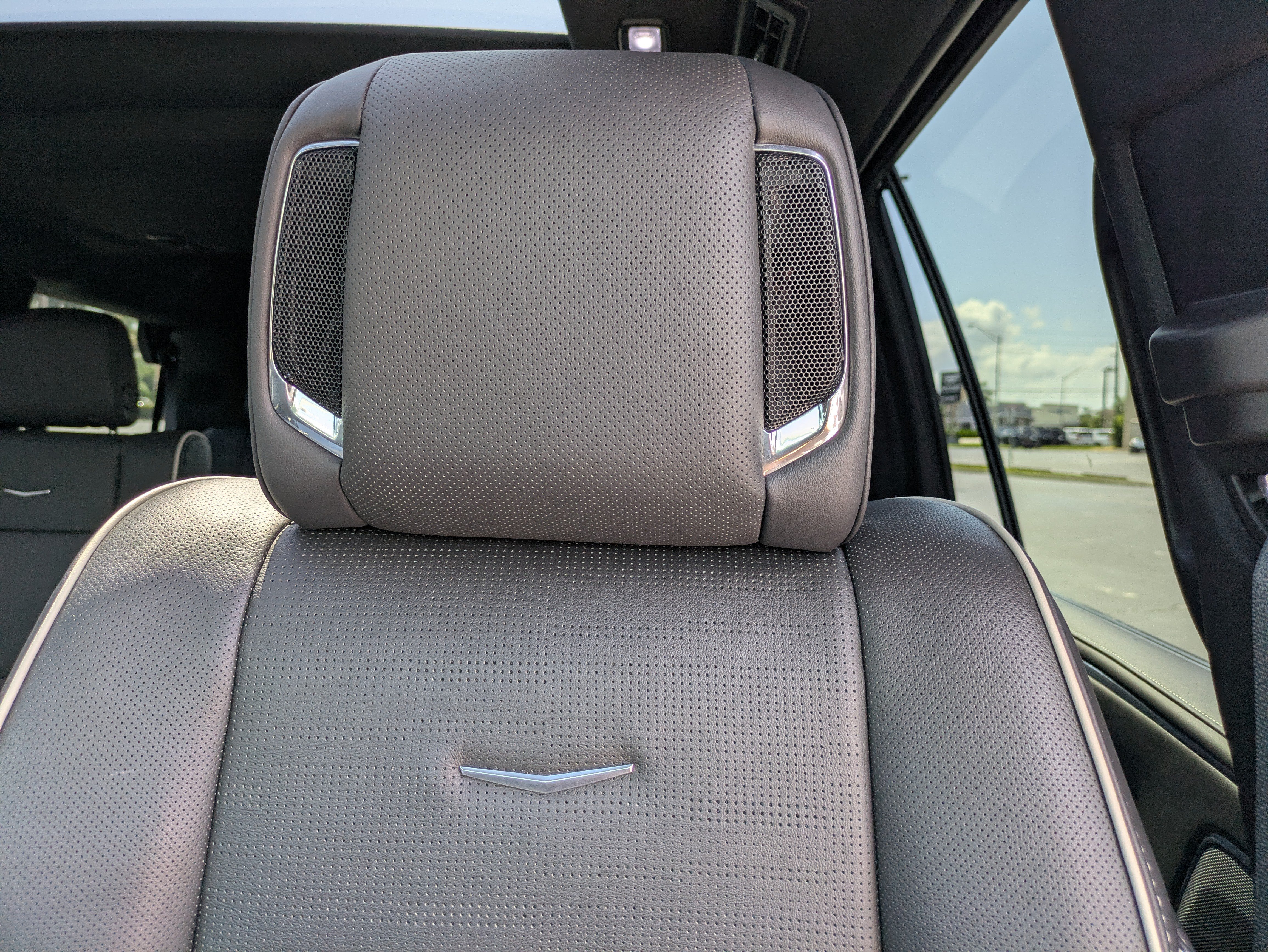 Certified 2024 Cadillac Escalade Sport AWD/4WD image 8