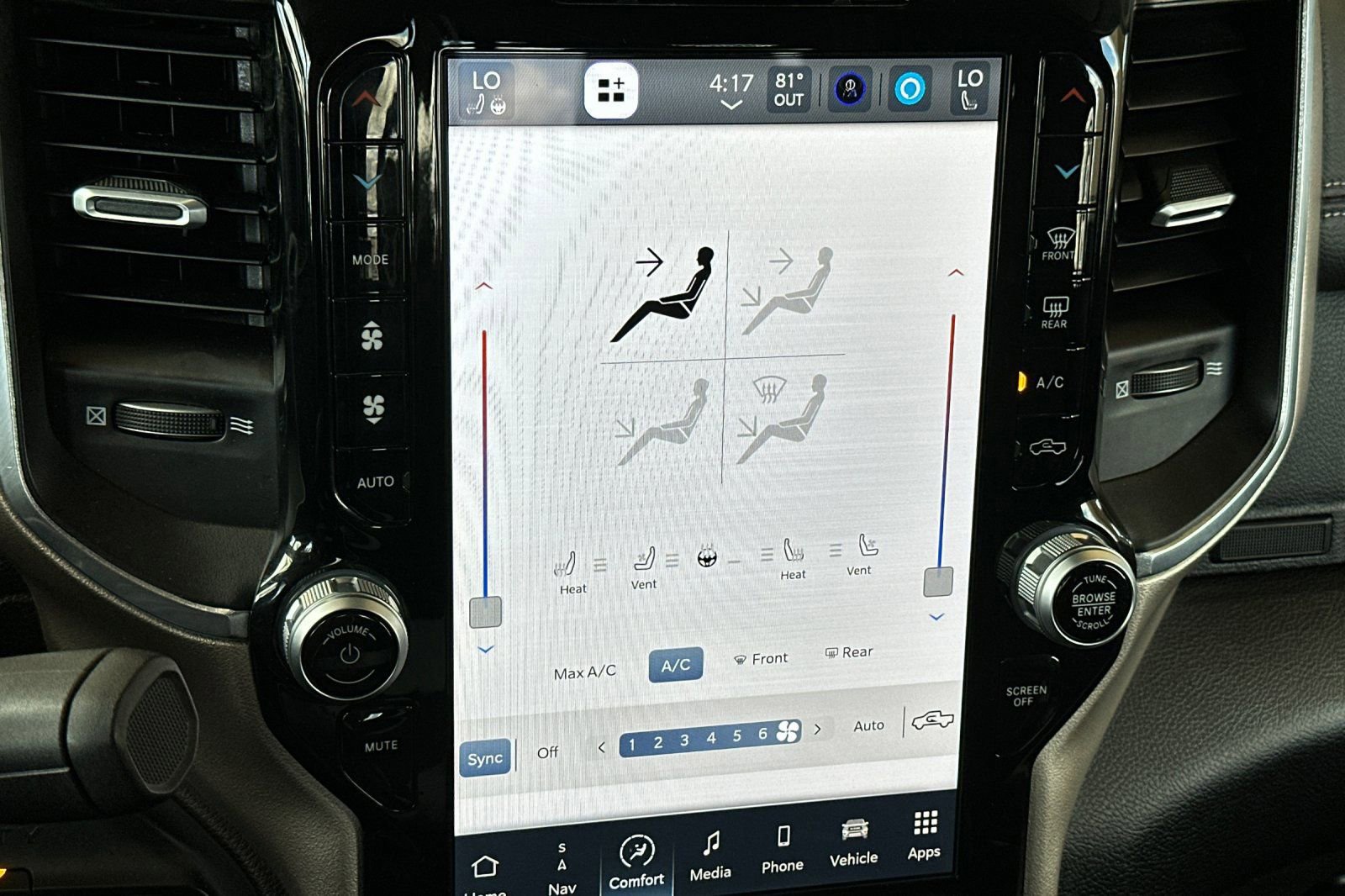 Used 2024 RAM 2500 Laramie w/ Safety Group image 21