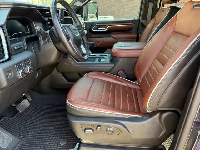 Used 2024 GMC Sierra 2500 Denali Ultimate w/ Max Trailering Package AWD/4WD image 14