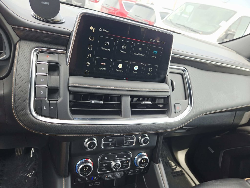 Used 2024 GMC Yukon AT4 w/ Max Trailering Package AWD/4WD image 28