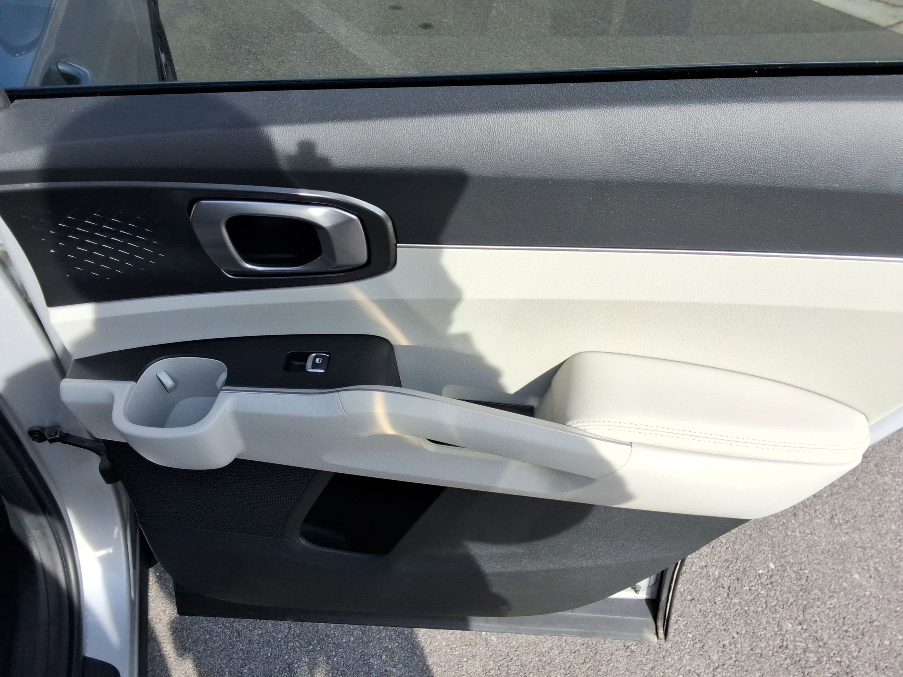 Used 2023 Kia Sorento EX image 23