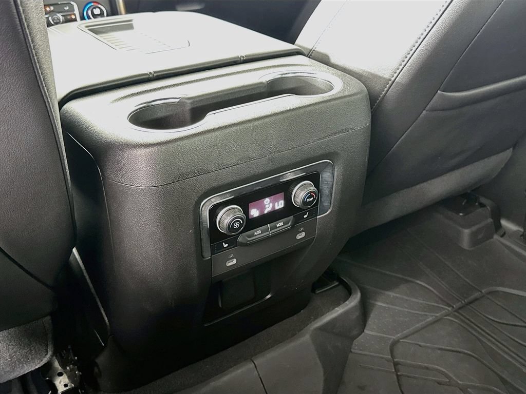Used 2023 Chevrolet Tahoe High Country AWD/4WD image 25