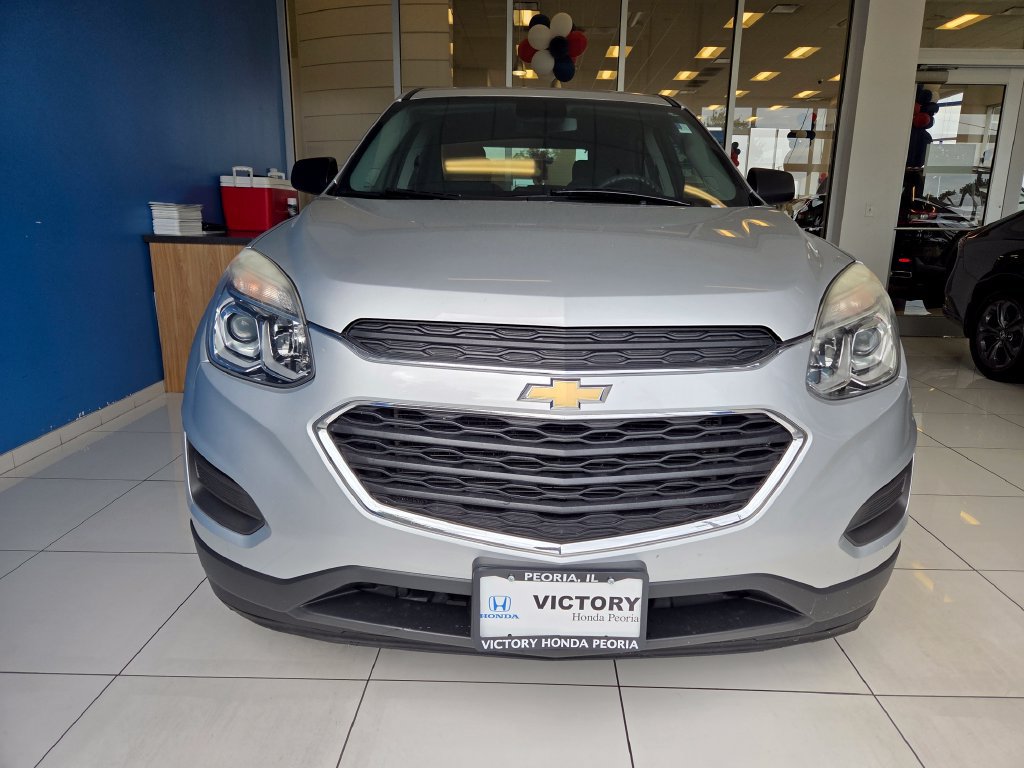 Used 2016 Chevrolet Equinox L FWD image 2
