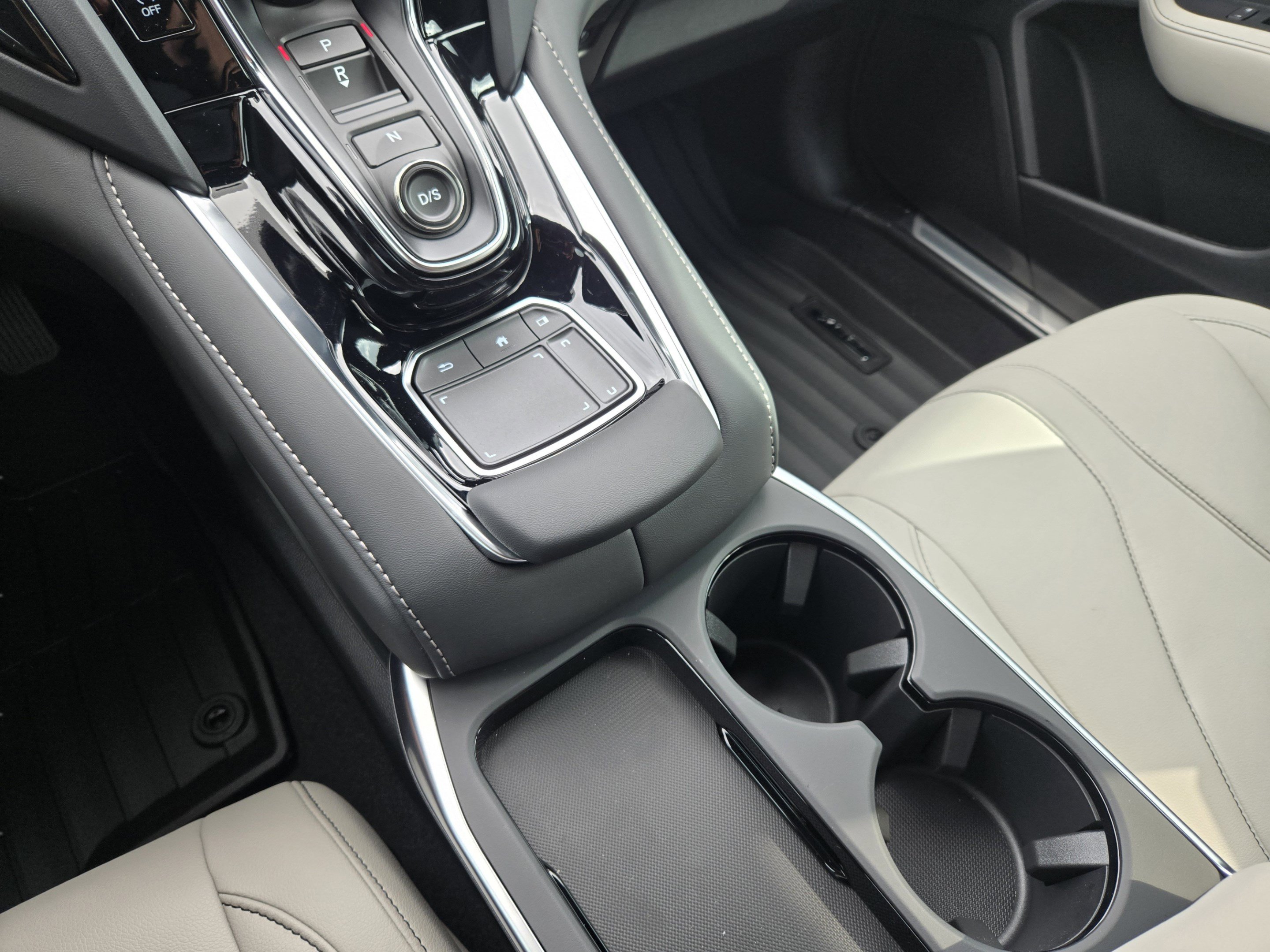 New 2026 Acura RDX SH-AWD image 10