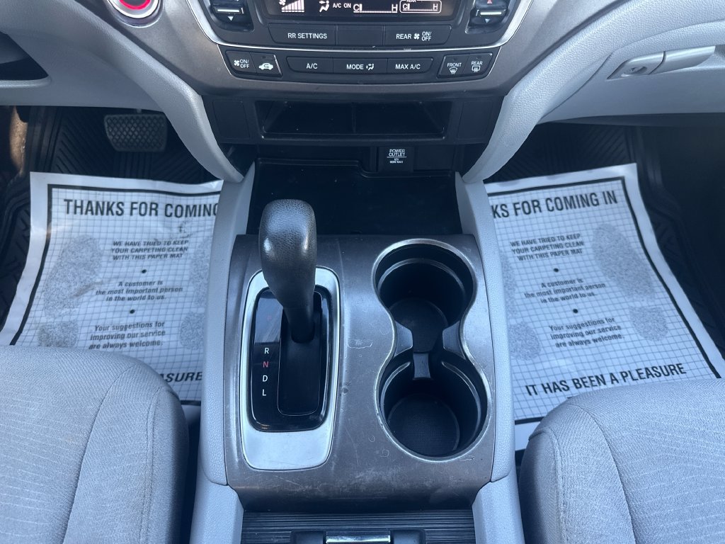 Used 2016 Honda Pilot LX image 38