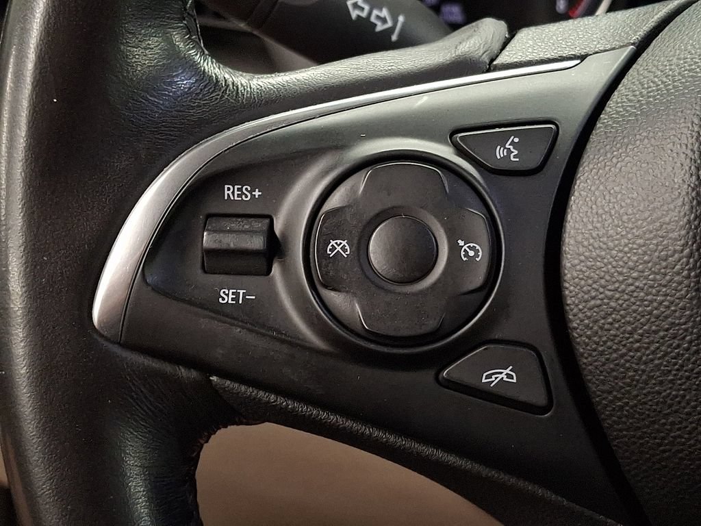 Used 2018 Buick Enclave Essence AWD/4WD image 19