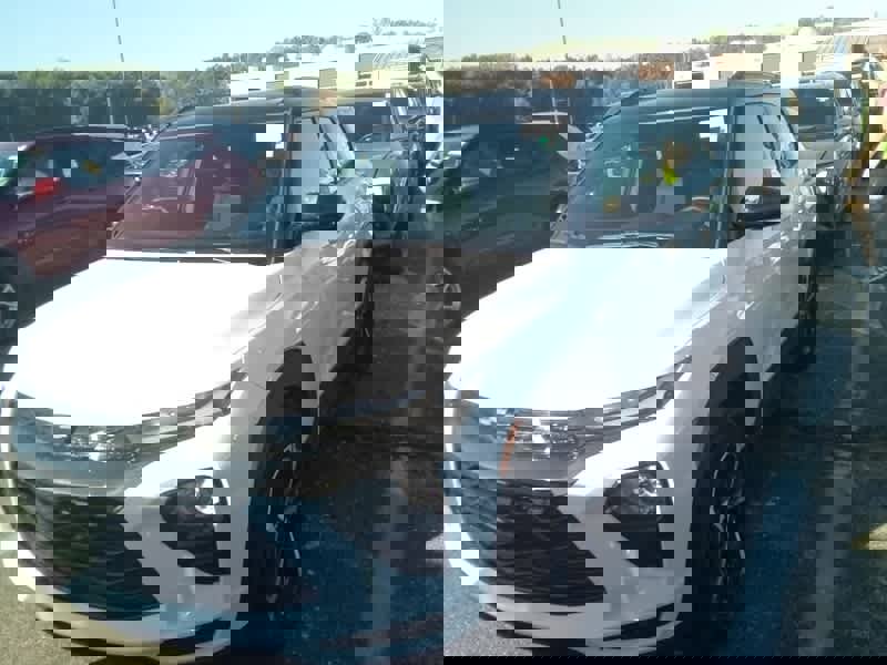 Used 2023 Chevrolet TrailBlazer RS w/ Sun and Liftgate Package