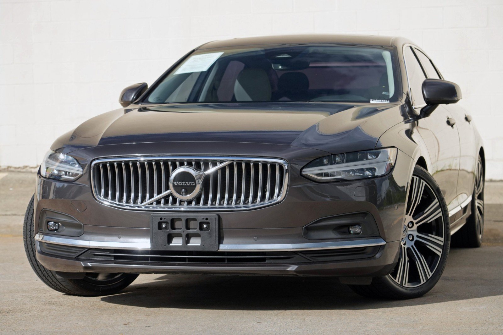 Used 2023 Volvo S90 B6 Ultimate w/ Protection Package Premier AWD/4WD image 3