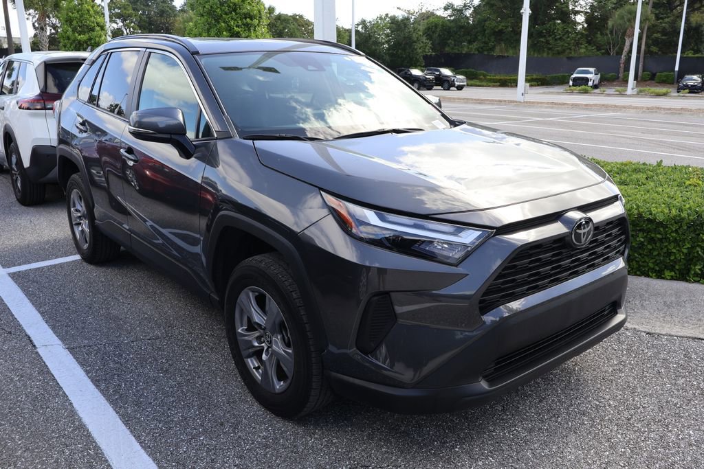 Used 2023 Toyota RAV4 XLE w/ Convenience Package image 6