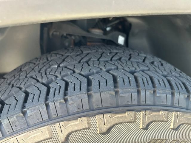 Used 2024 Nissan Frontier PRO-4X w/ Off-Road Protection Package AWD/4WD image 25
