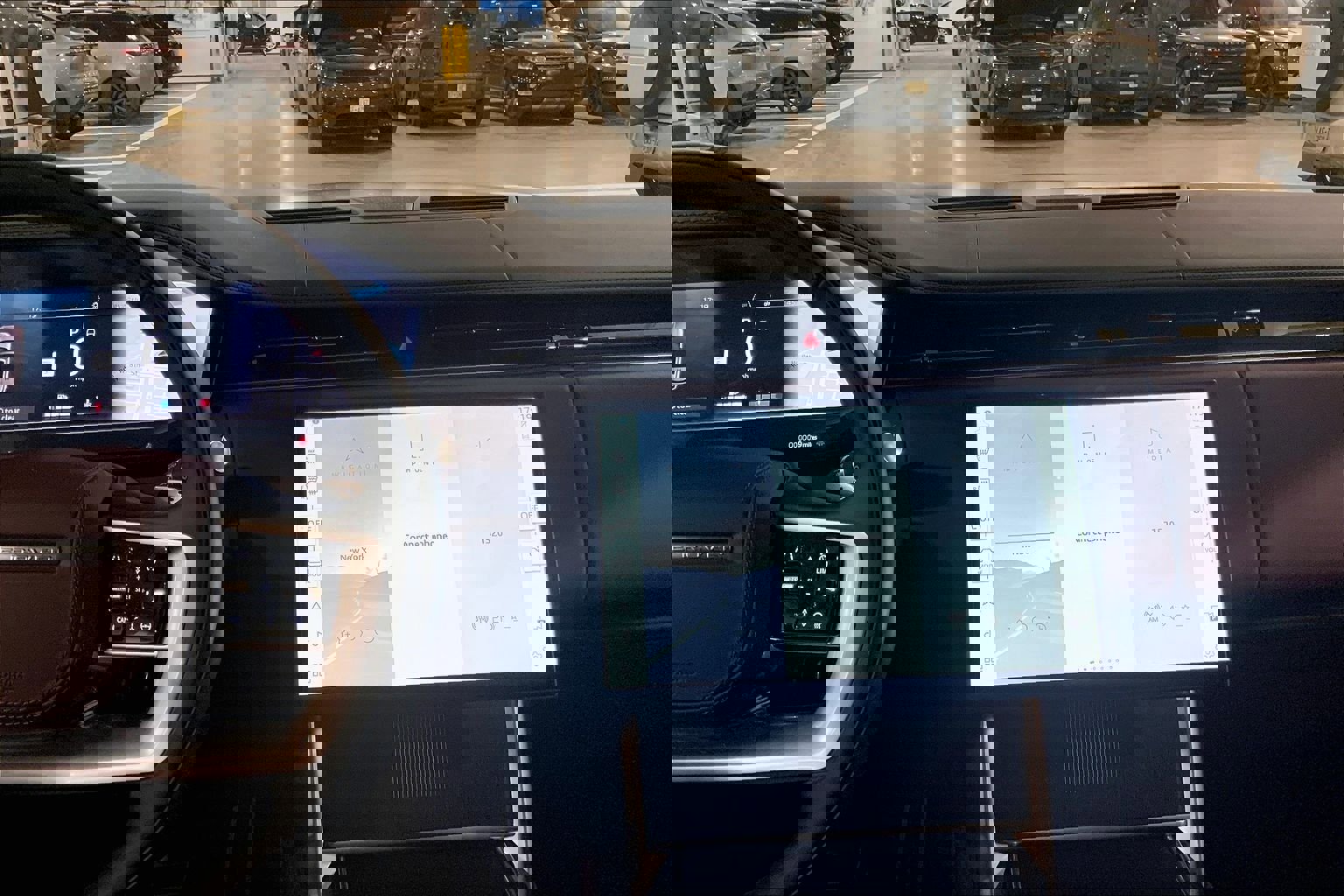 New 2026 Land Rover Range Rover Long Wheelbase Autobiography image 6