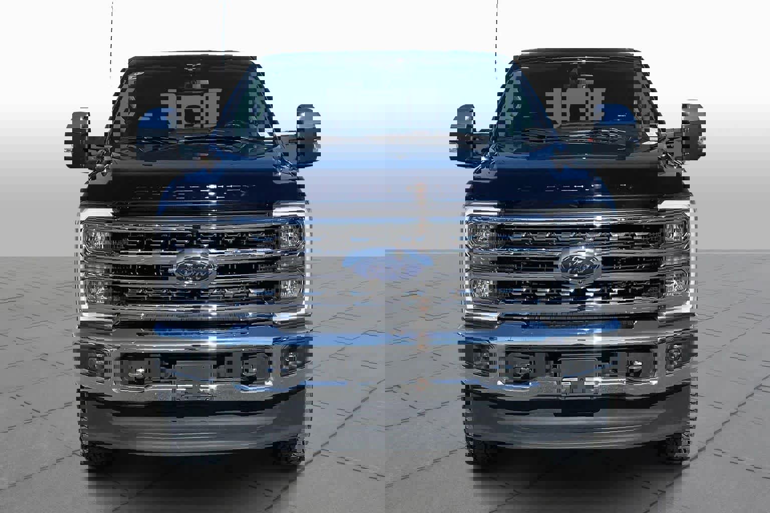 Certified 2023 Ford F250 Lariat w/ Chrome Package image 4