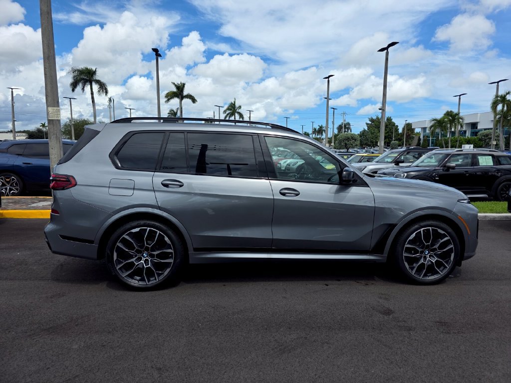 New 2027 BMW X7 M60i AWD/4WD image 3