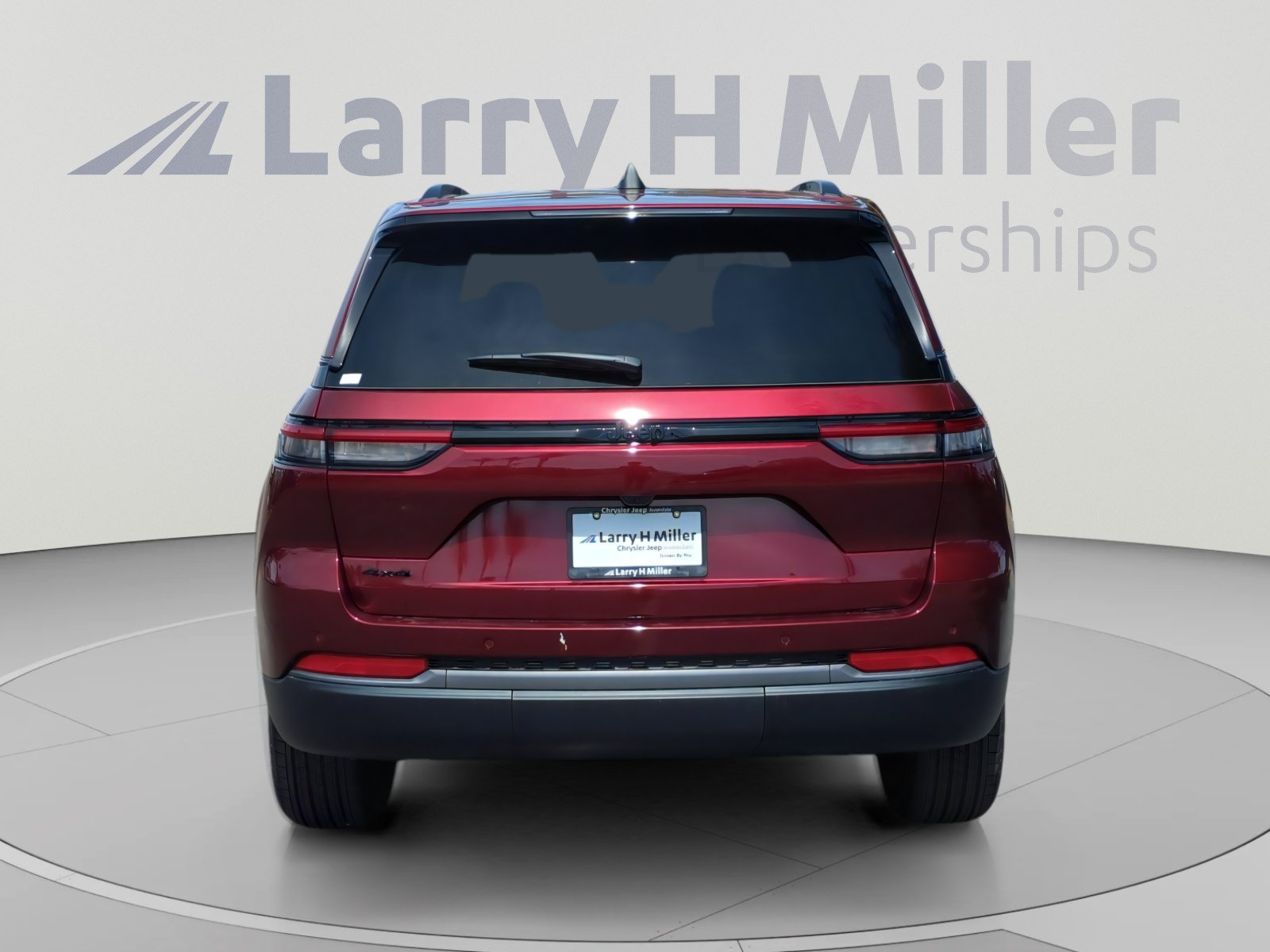 New 2026 Jeep Grand Cherokee Altitude AWD/4WD image 4