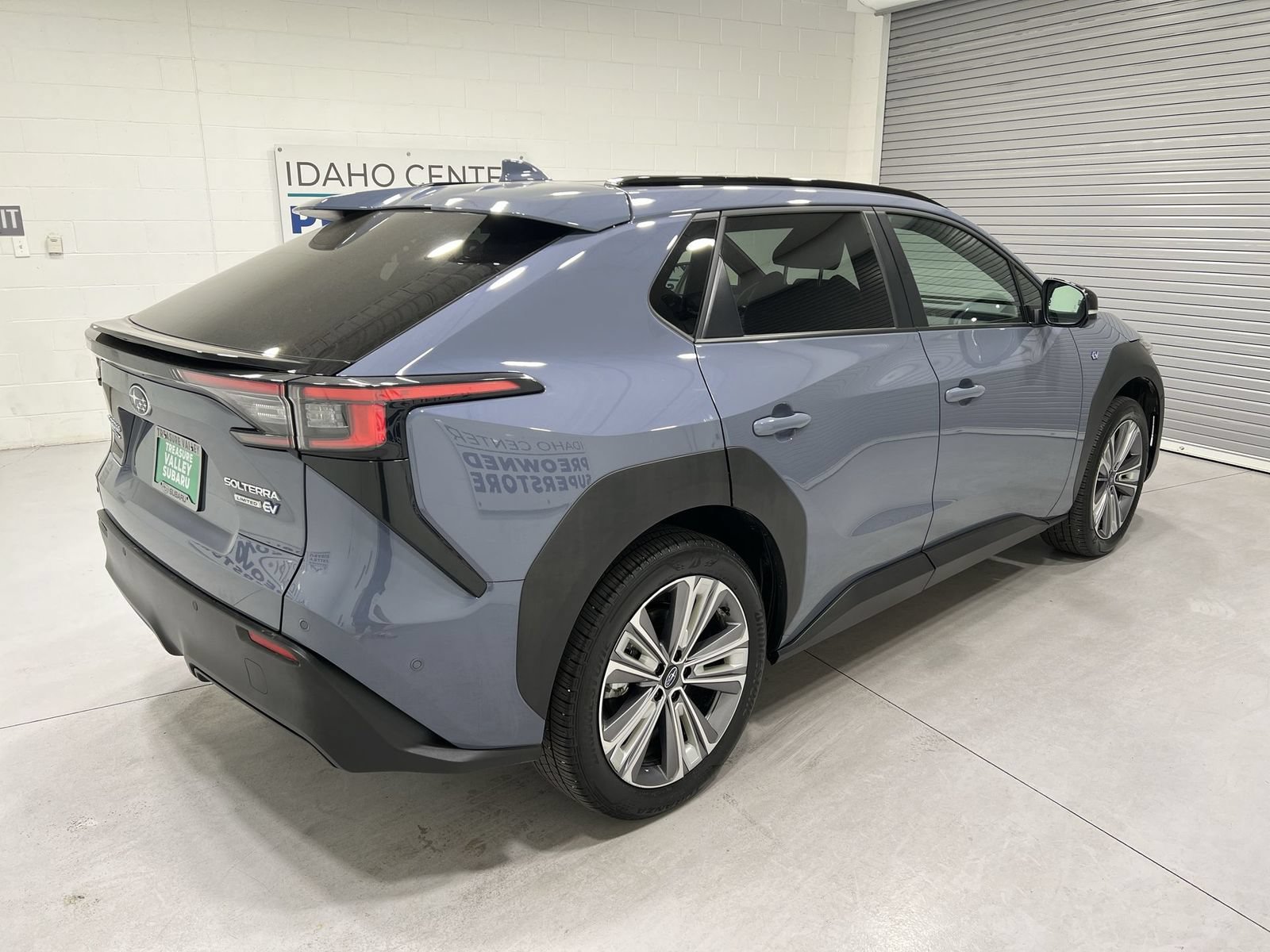 Used 2023 Subaru Solterra AWD image 8