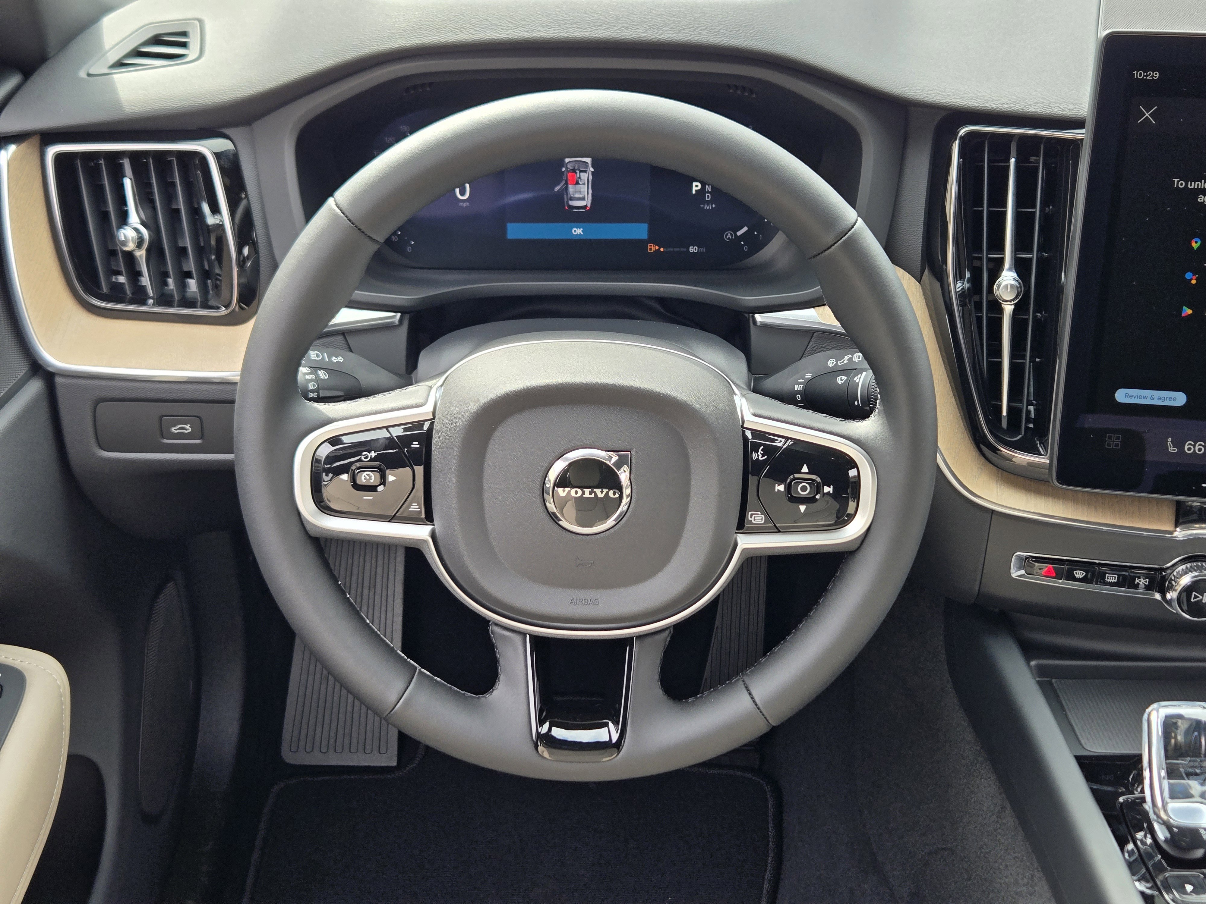 Used 2026 Volvo XC60 B5 Plus w/ Protection Package Premier AWD/4WD image 21
