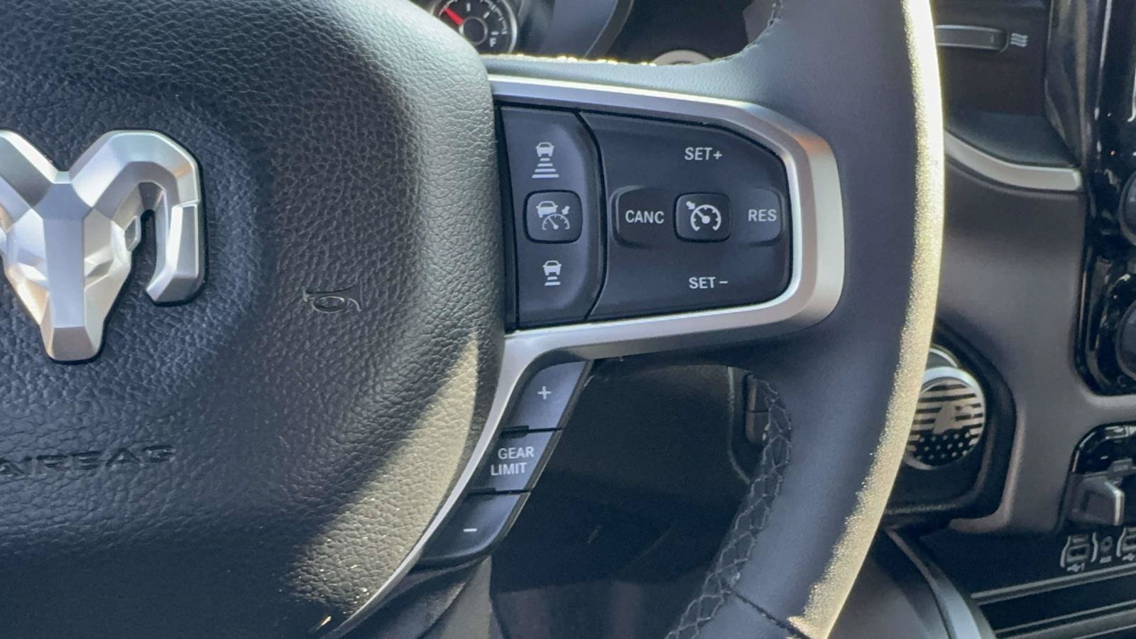 Used 2025 RAM 1500 Big Horn AWD/4WD image 21