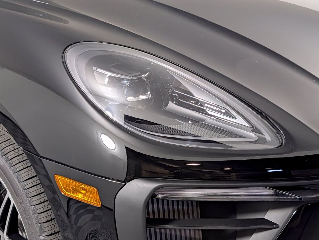 New 2026 Porsche Macan S AWD/4WD image 15