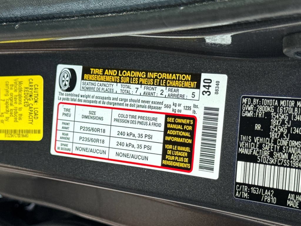 Used 2025 Toyota Sienna Limited AWD/4WD image 47