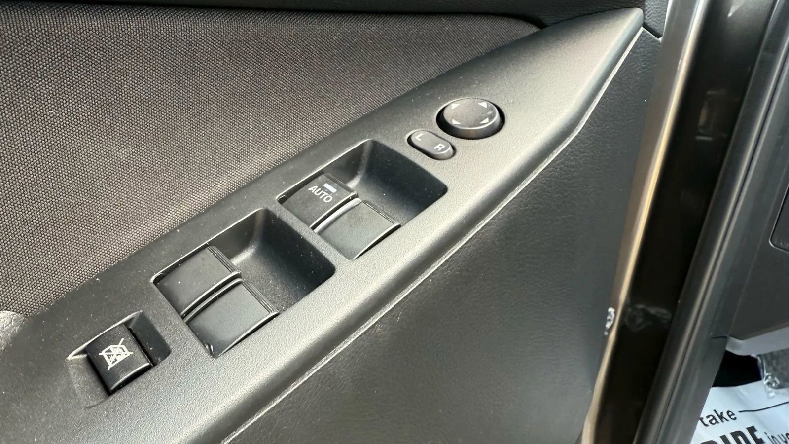 Used 2010 MAZDA MAZDA3 i Touring image 15