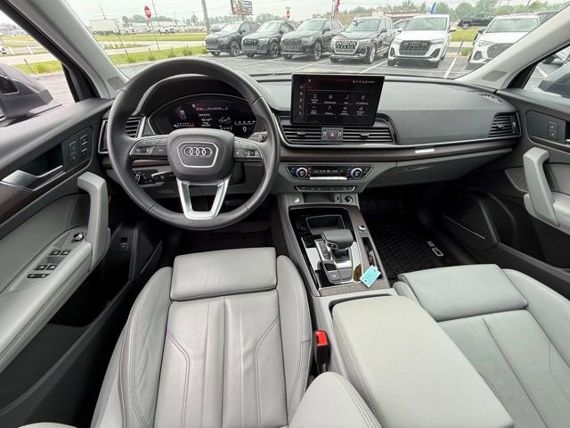 Used 2024 Audi Q5 2.0T Premium Plus image 11