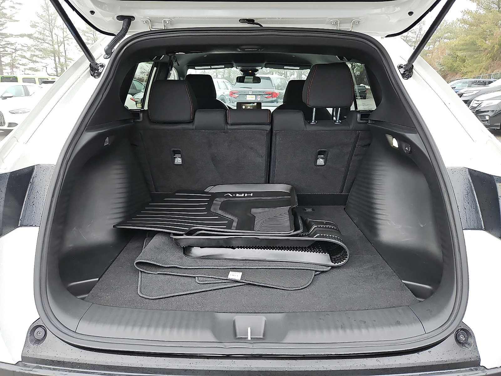 Used 2024 Honda HR-V Sport image 28