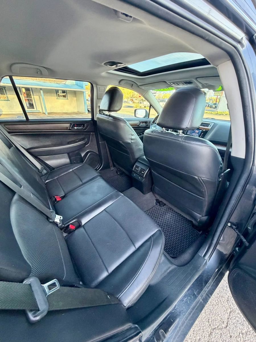 Used 2016 Subaru Outback 2.5i Limited AWD/4WD image 18