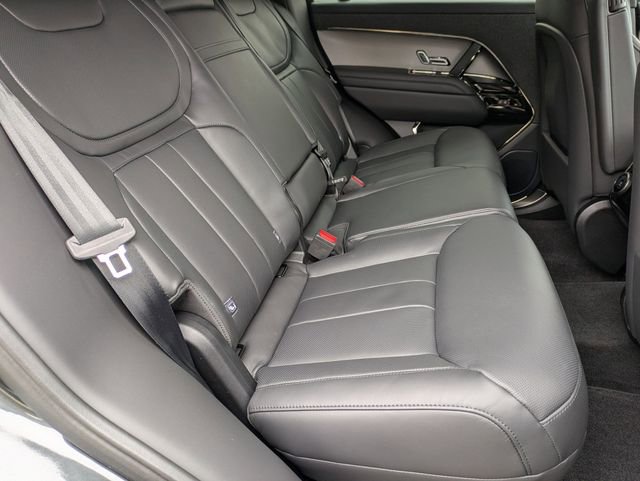 New 2026 Land Rover Range Rover Sport Dynamic SE image 17