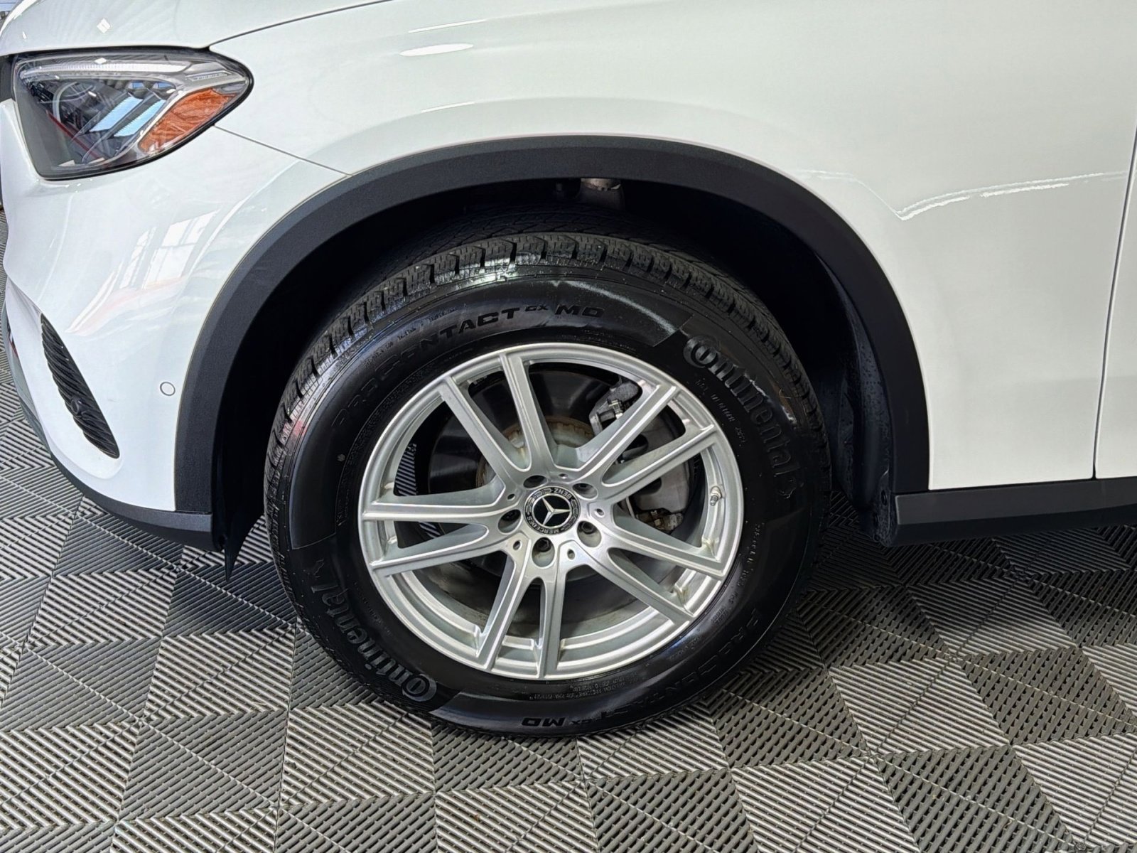 Used 2023 Mercedes-Benz GLC 300 4MATIC image 12
