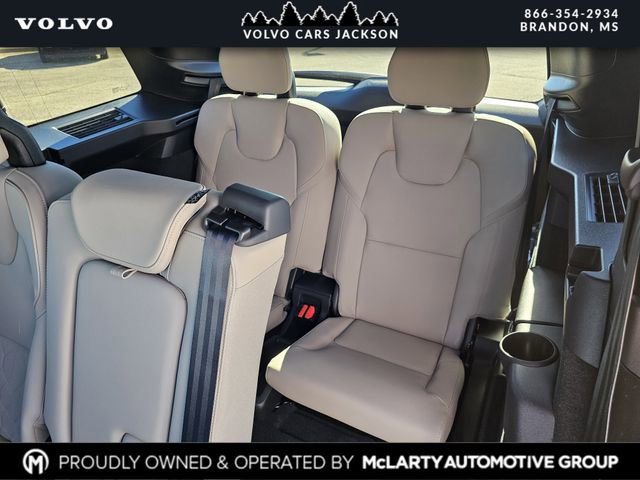 New 2026 Volvo XC90 B6 Plus w/ Protection Package Premier image 18