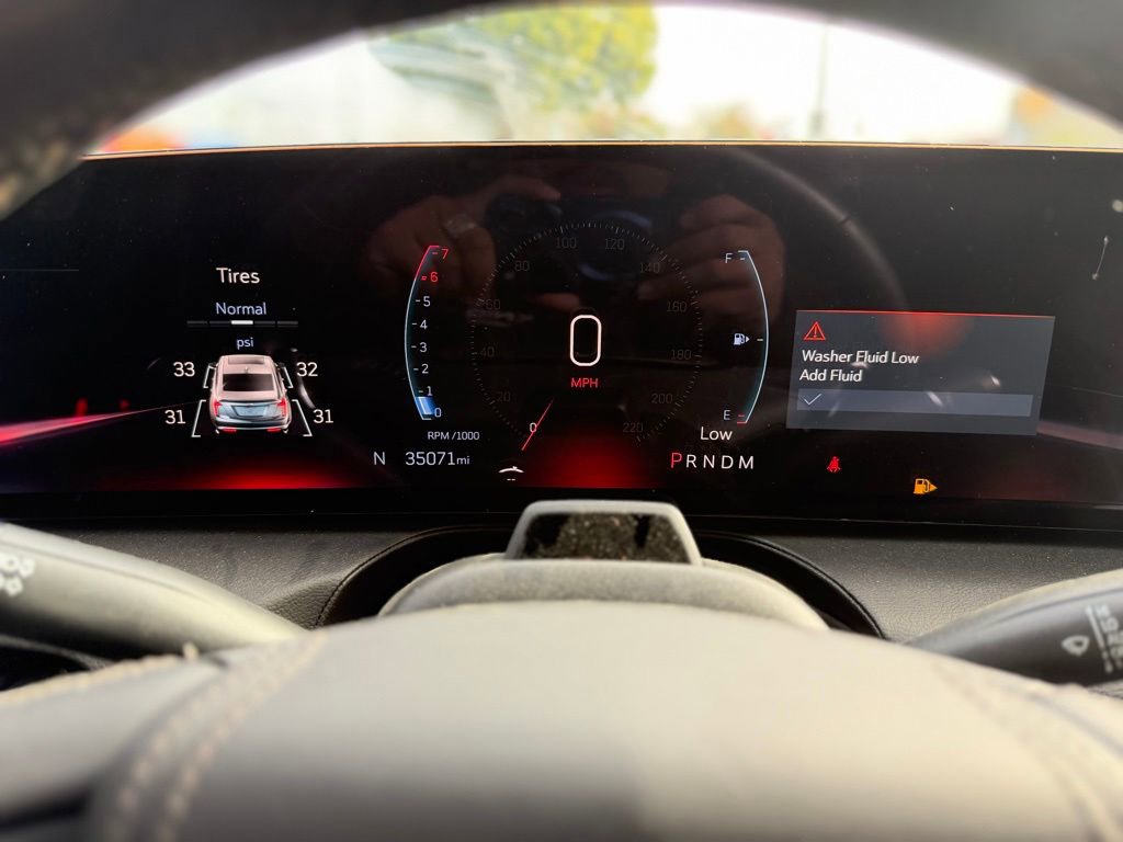 Used 2025 Cadillac CT5 V RWD image 10