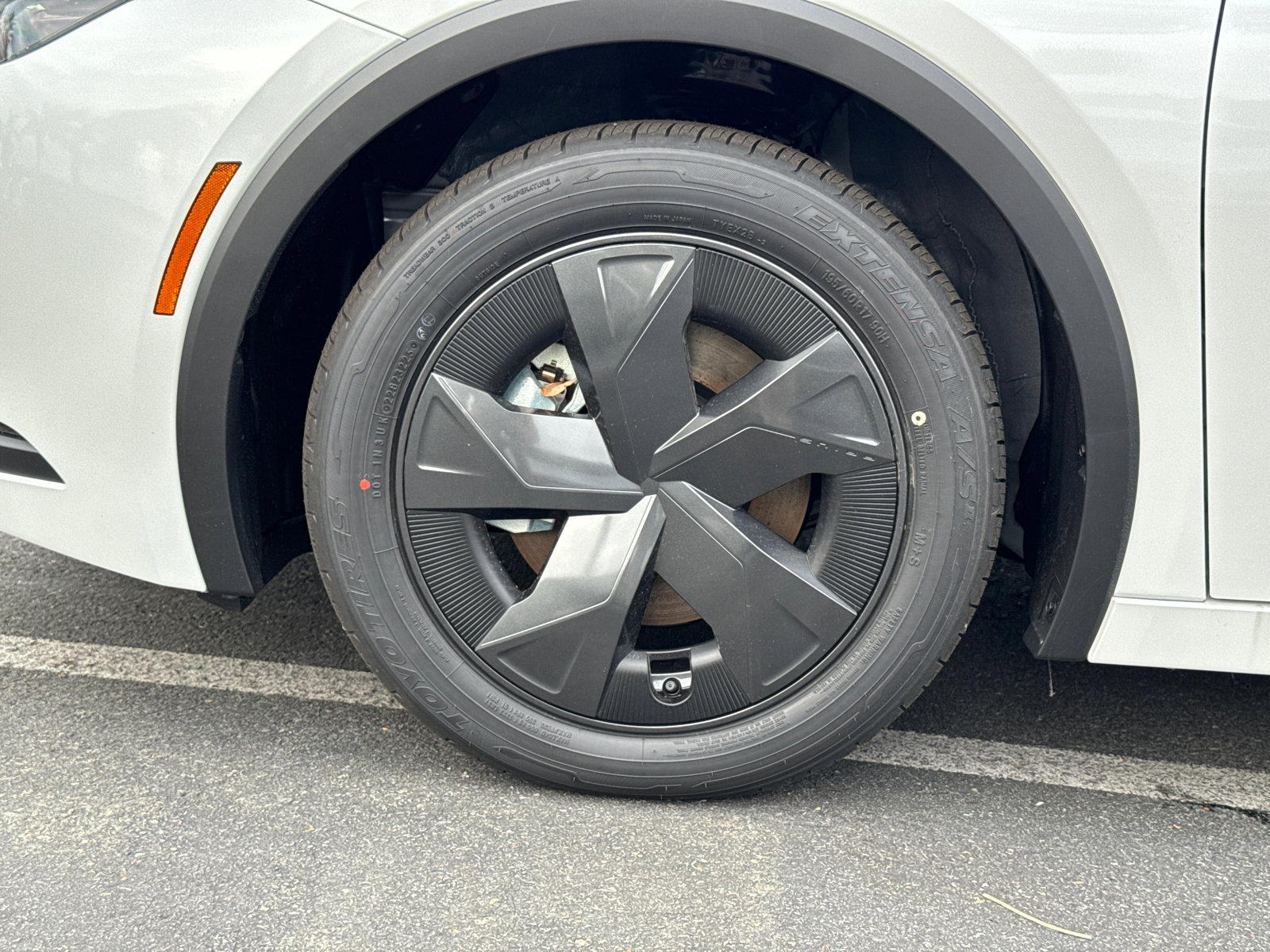 New 2026 Toyota Prius Plug-In Hybrid image 6