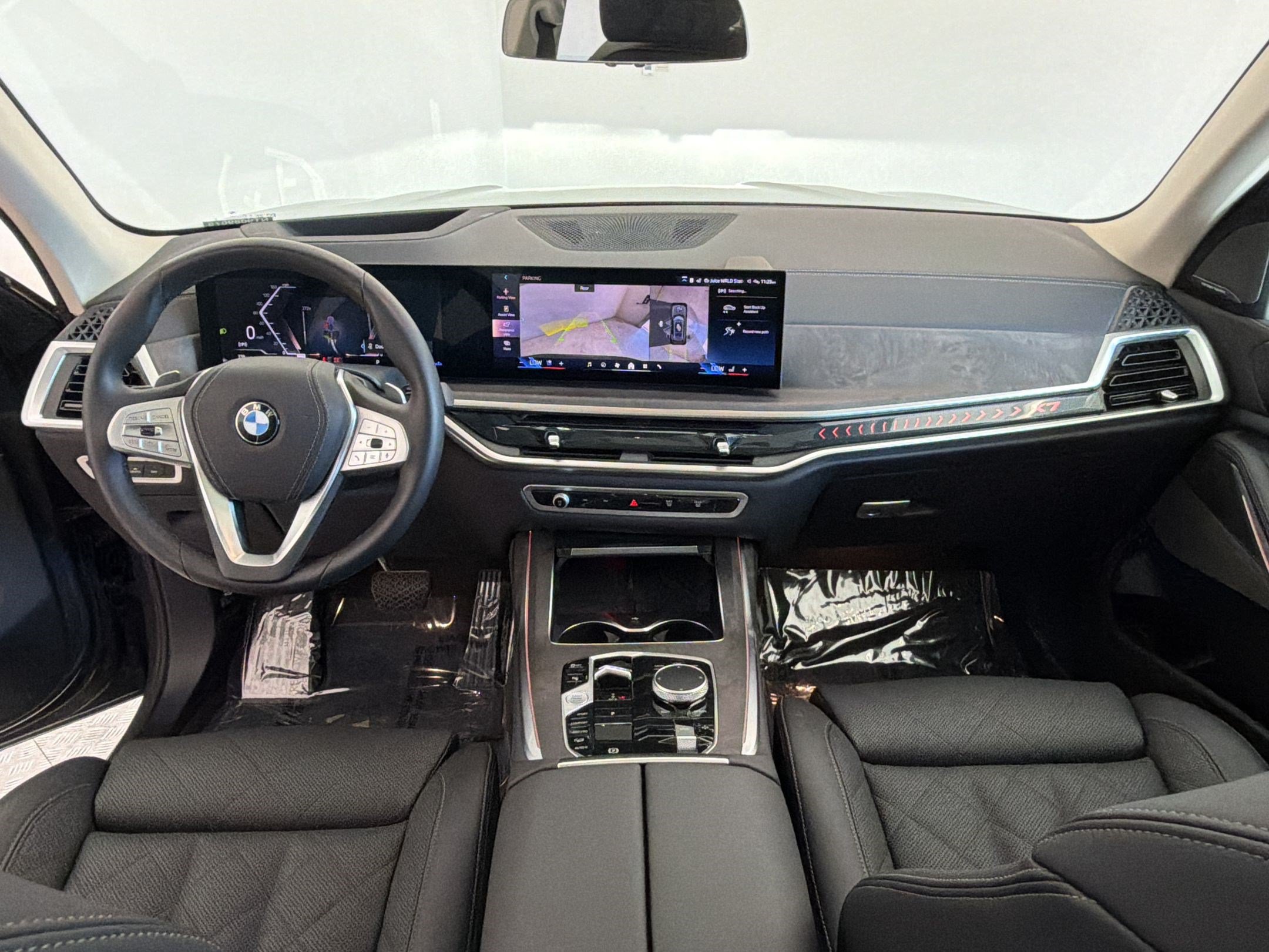 Used 2026 BMW X7 xDrive40i w/ Premium Package AWD/4WD image 16
