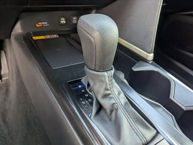 Used 2025 Toyota Camry LE FWD image 10